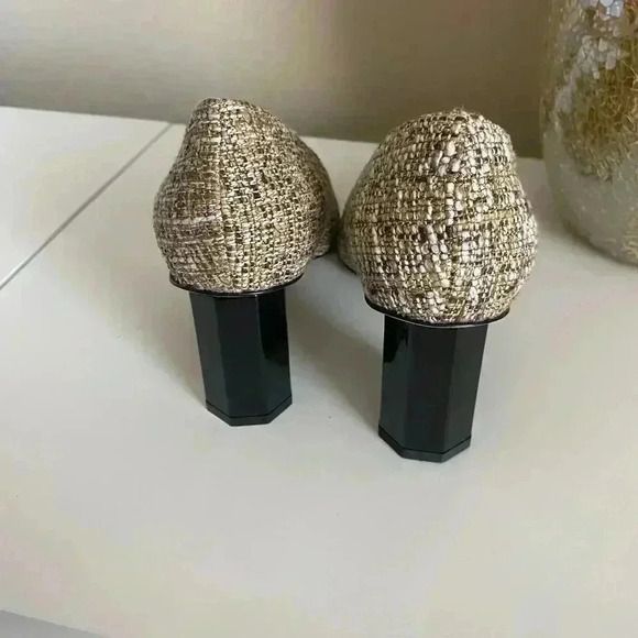 Butter Shoes Eloisee Pointed Toe Pump Size 8B - Picture 6 of 12